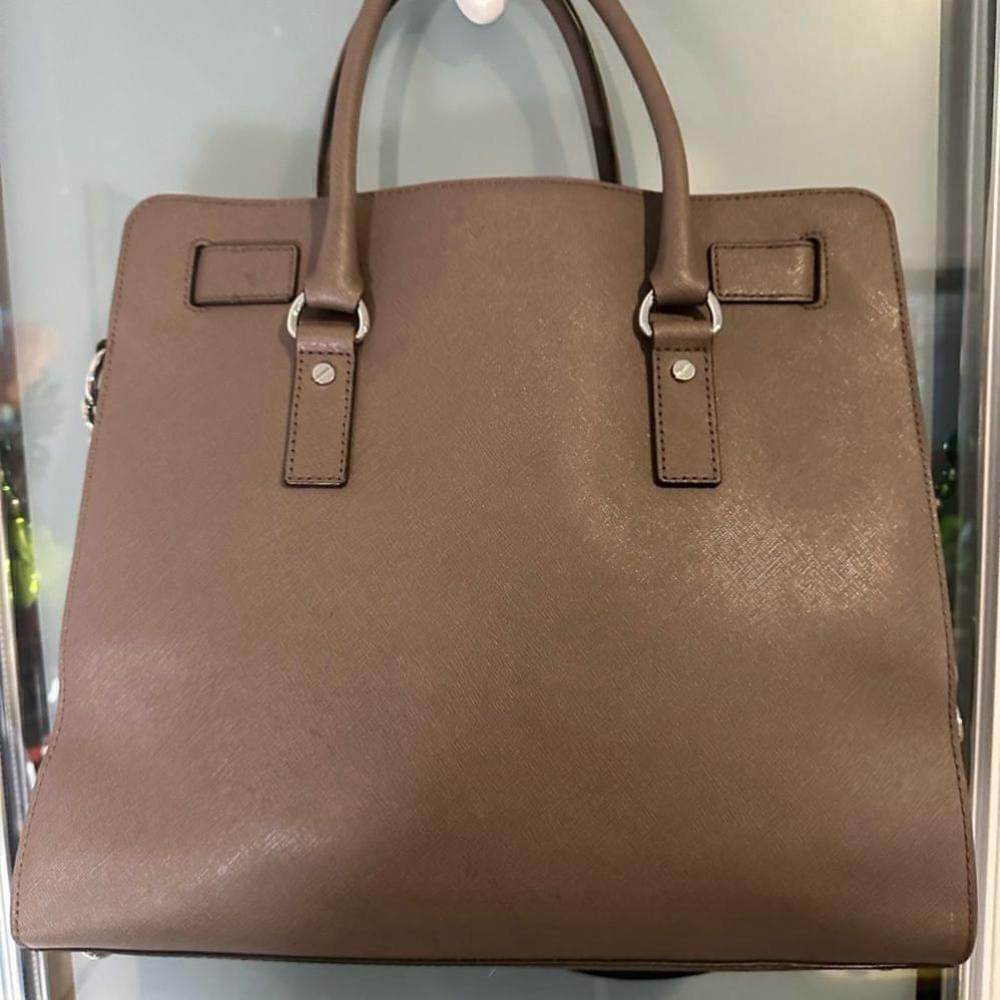 MICHAEL KORS Hamilton Saffiano Leather Tote Bag in Dune - Picture 5 of 8